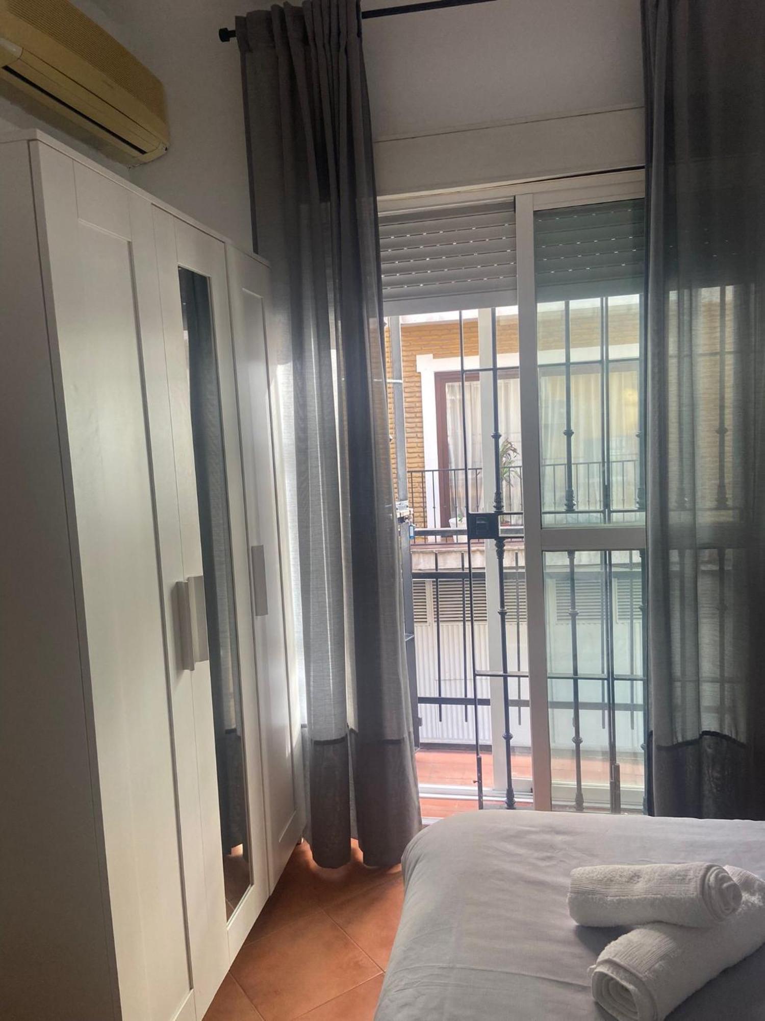 Apartamento Plaza De La Alfalfa Sevilla Exterior foto